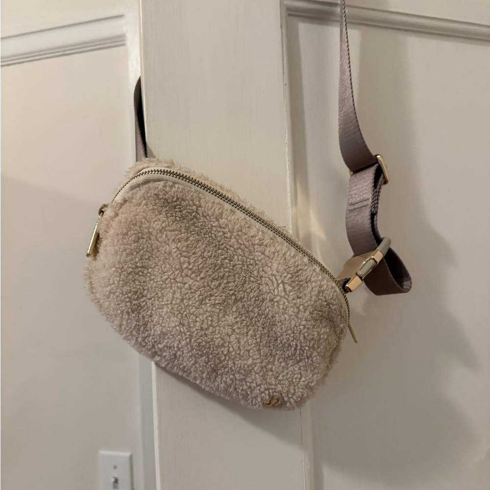 Lululemon Cream Sherpa Crossbody Fanny Pack